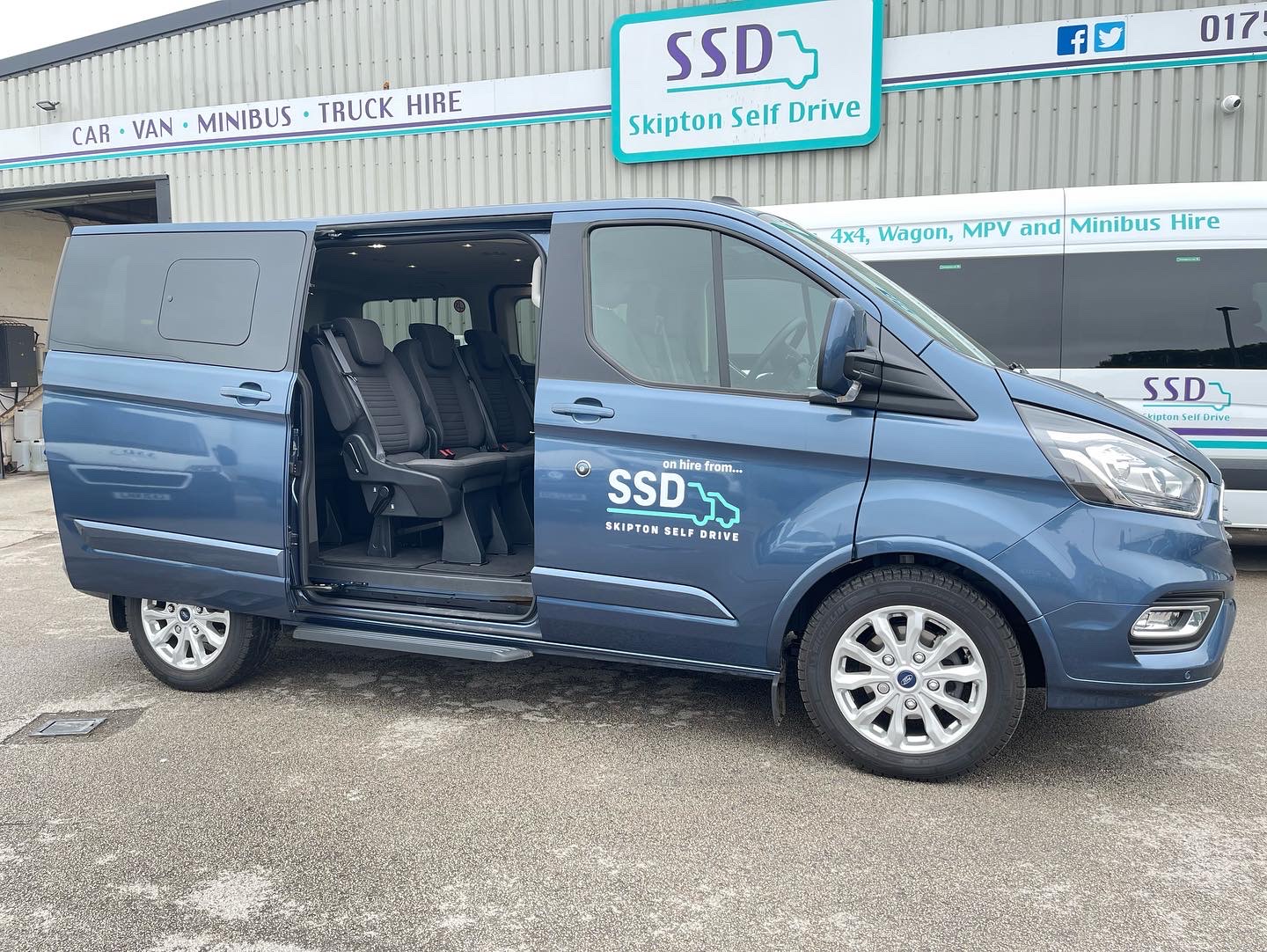 9 Seat Minibus