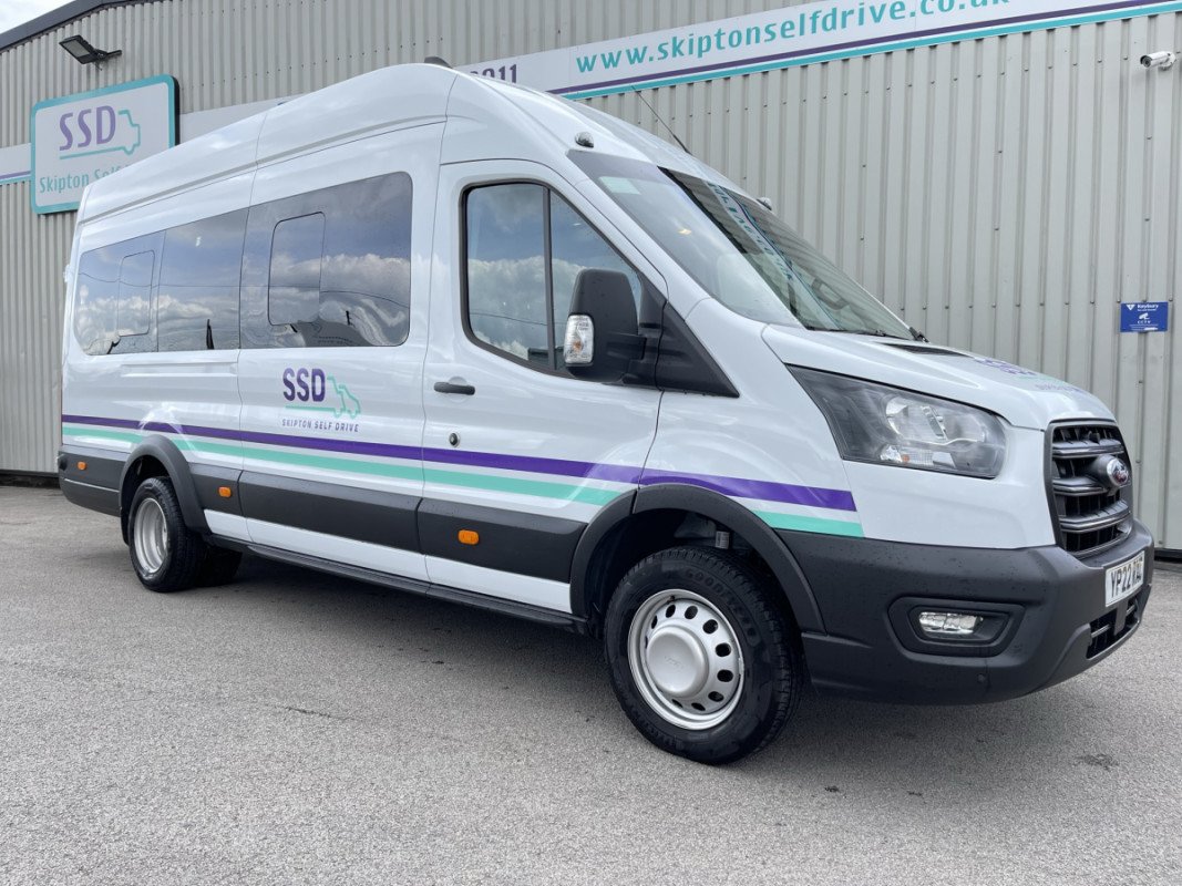 17 Seat Minibus